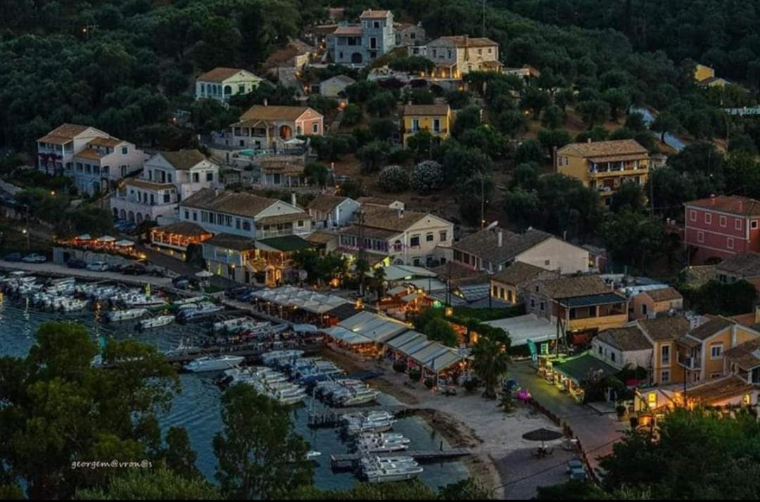 Olive Grove Deluxe Apartment Agnítsini Exteriér fotografie